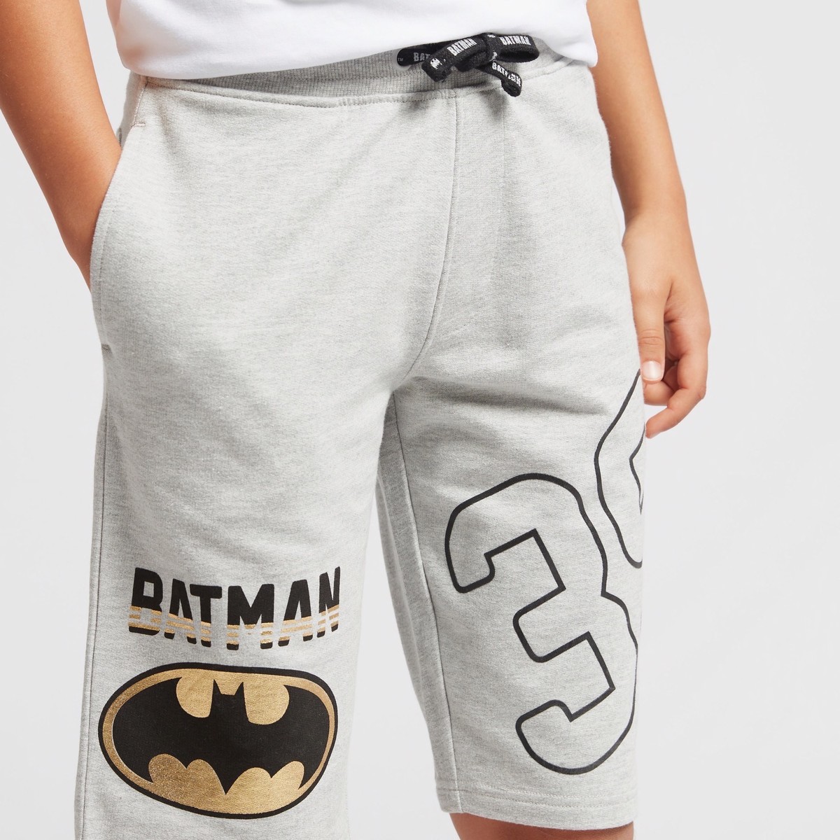 Batman Print Shorts with Pockets and Drawstring 2