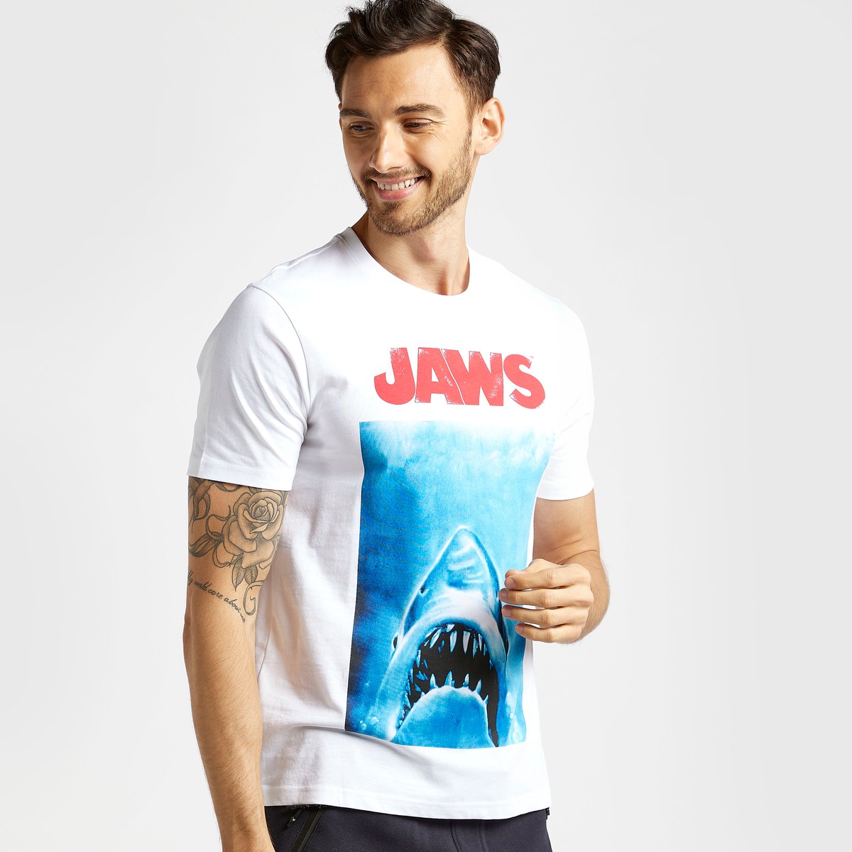 Slim Fit Jaws Graphic Print T-shirt with Crew Neck and Short Sleeves 3