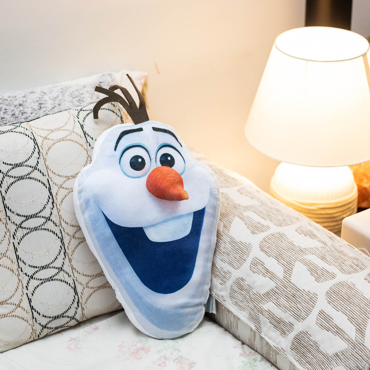 Olaf Shapped Cushion